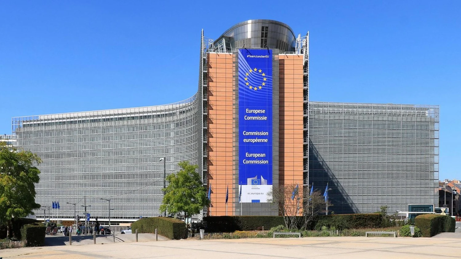 Comissão UE recebe garantias da Itália sobre o empréstimo SAFE: caminho abrir-se no tabuleiro da defesa europeia