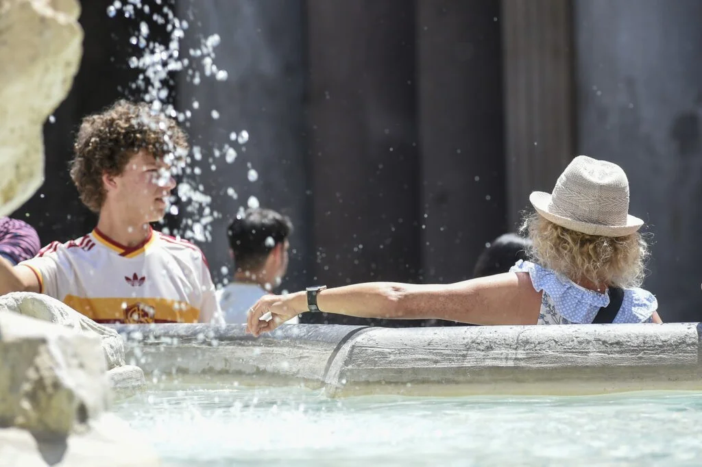 Comissão Europeia prepara novo quadro para enfrentar ondas de calor e ampliar a preparação dos Estados‑membros