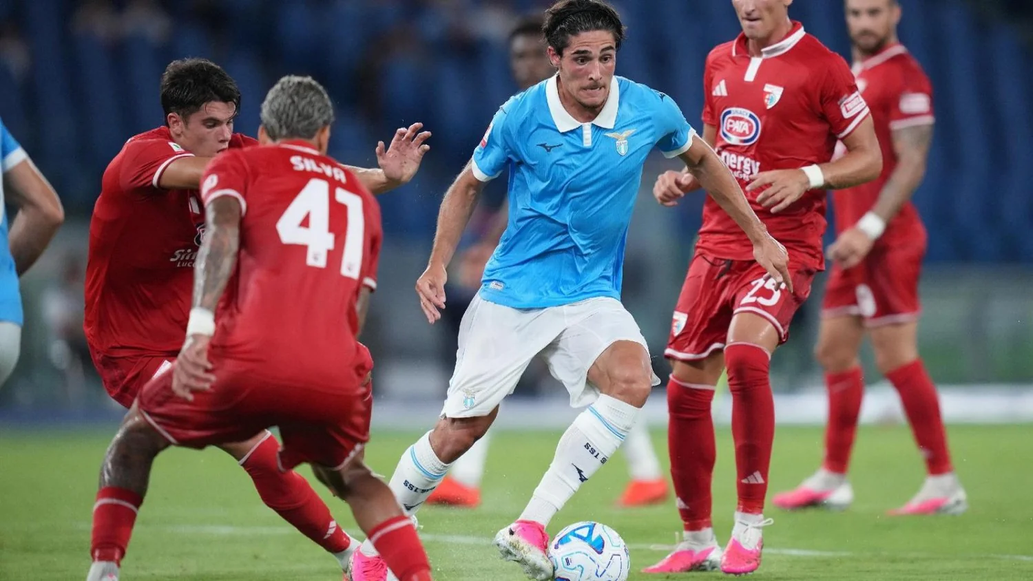 Coppa Italia 2025-26: primeiras surpresas e a eliminação da Lazio de Gattuso