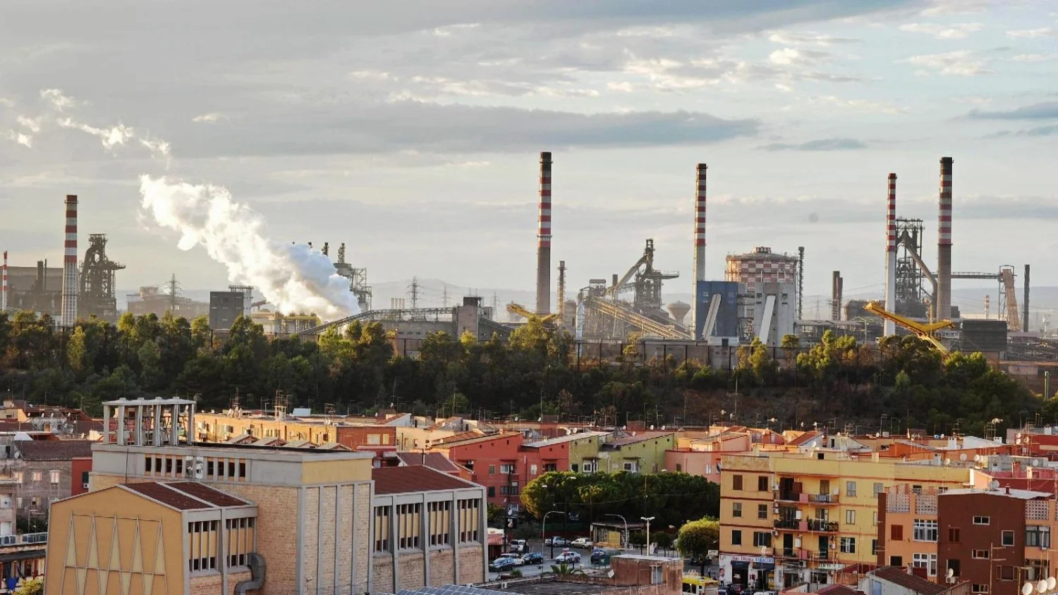 Cordata italiana se organiza para salvar a ex Ilva de Taranto e pede diálogo com o governo
