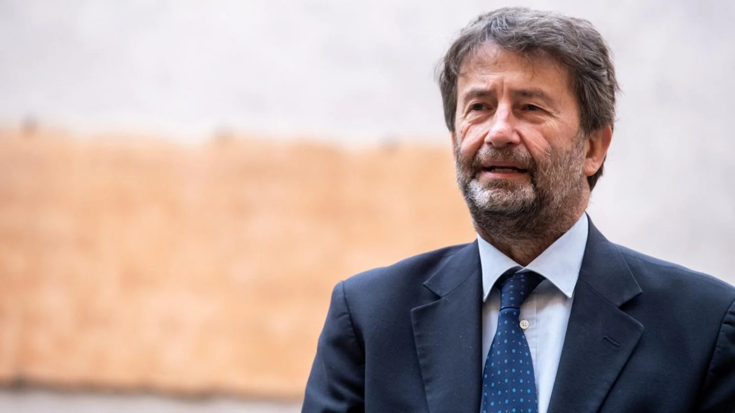 Dario Franceschini revela diagnóstico de Parkinson: “Convivo com a doença desde 2020”