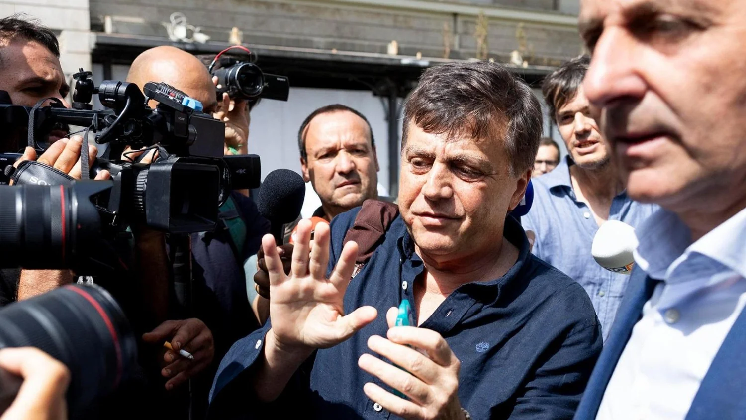 Defesa pede novo reexame e interrogatório de Valter Lavitola; documentos mostram que Ranucci havia solicitado aumento da scorta