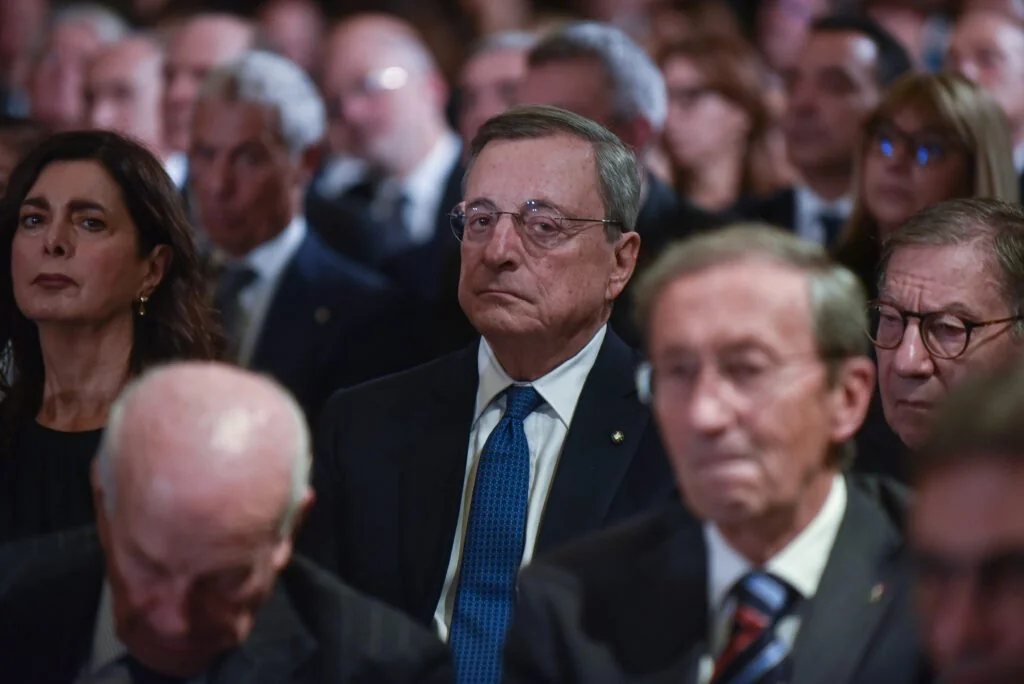 Draghi e il suo think-tank alertam a UE: rumo ao declínio se não houver ação imediata
