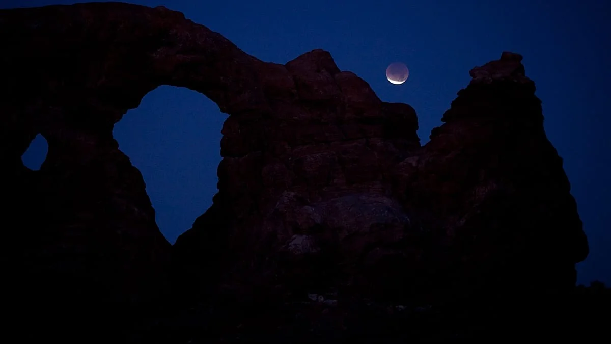 Eclipse parcial na madrugada de 28 de agosto: quando e como ver a “Luna de Sangue” da Itália