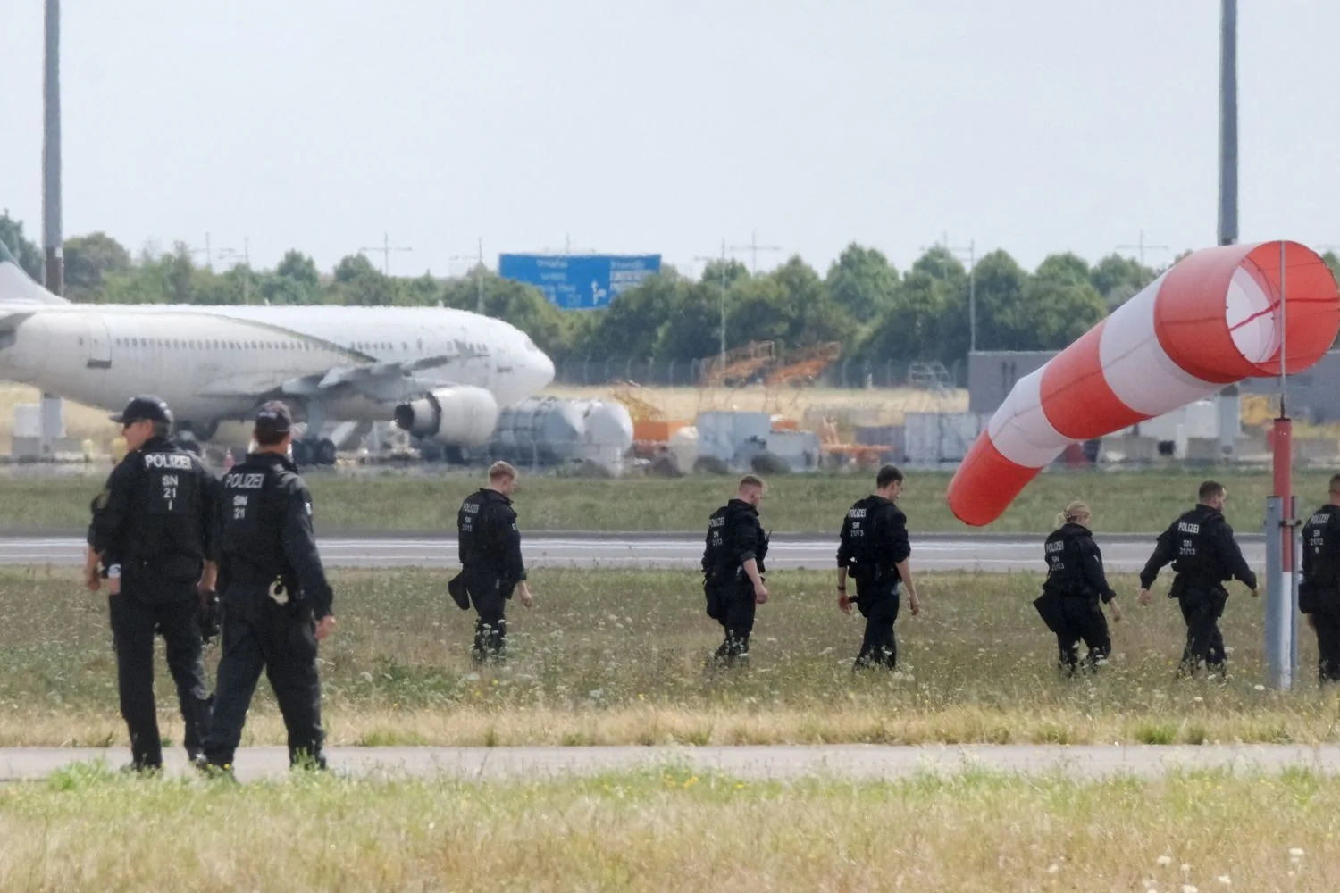 Embaixada russa acusa 'provocação' no incidente do drone em Leipzig e alerta para escalada na Alemanha