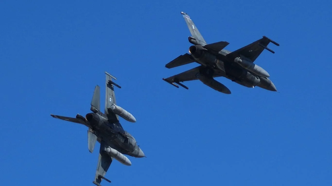 F-16 gregos interceptam drone turco no norte do Mar Egeu perto de Alexandrópolis: escalada entre Atenas e Ancara