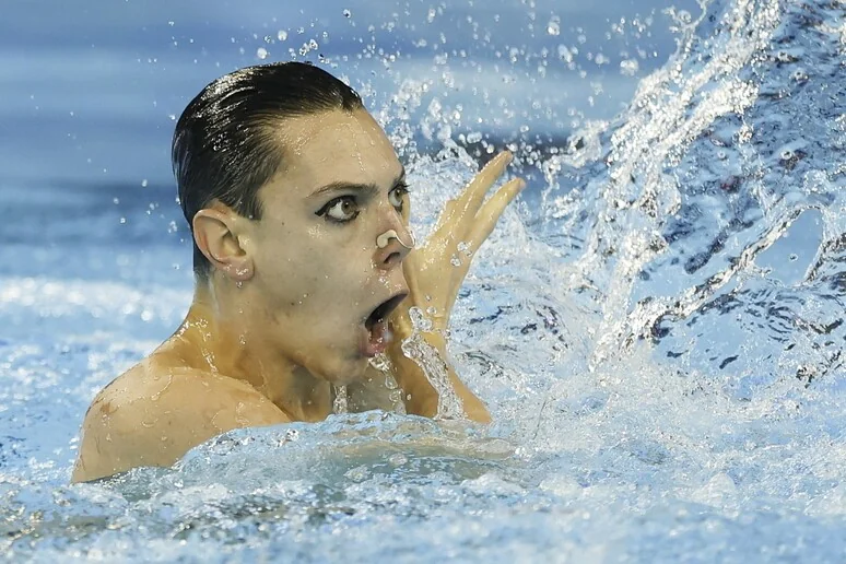 Filippo Pelati conquista prata no solo técnico do nado artístico nos Europeus de Paris