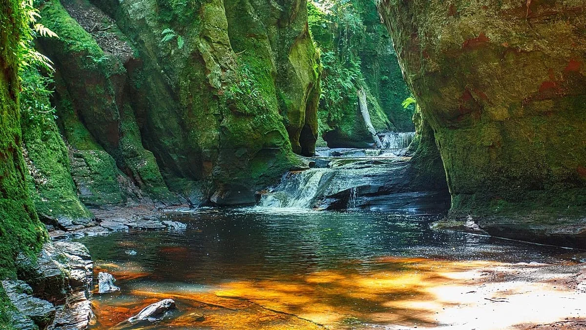 Finnich Glen à venda: o 'Grand Canyon' da Escócia e cenário de Outlander entra no mercado