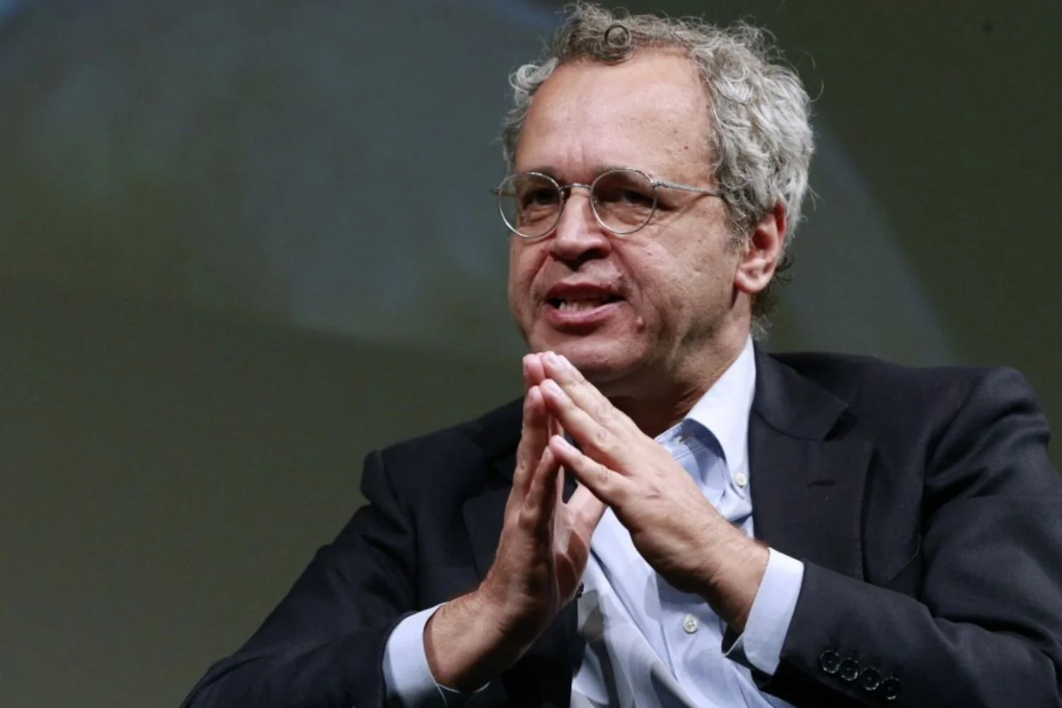 Garante italiano proíbe uso de deepfake com Enrico Mentana em reportagens da RTI