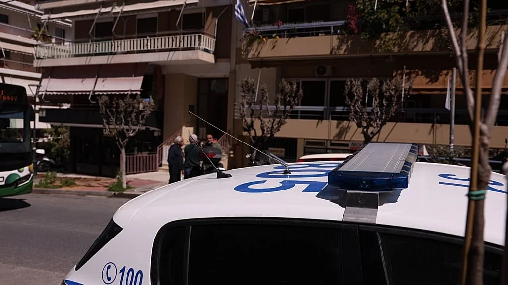 Autópsia revela indícios de abuso e aponta para homicídio de bebê em Kypseli