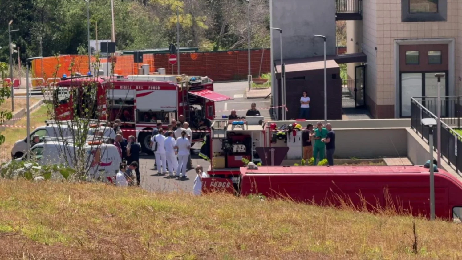 Incêndio controlado no Policlinico Gemelli: pacientes do centro de diálise transferidos sem feridos