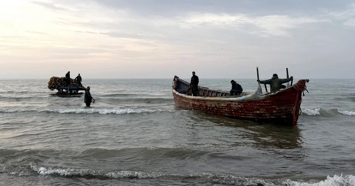 Irã acusa Ucrânia de 'ataque deliberado' contra navio no Mar Cáspio