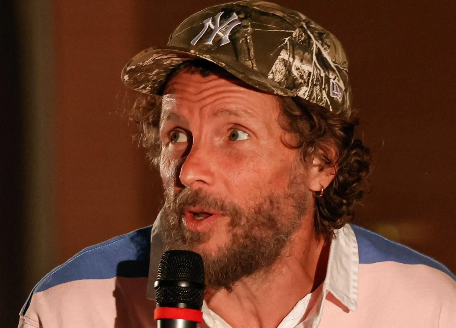 Concerto de Jovanotti em Barletta é cancelado por risco de amianto na ex-cartiera