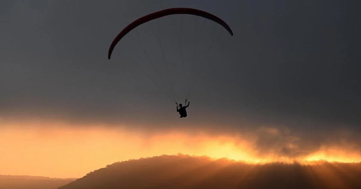 Jovem morre ao tentar entrar em Ceuta de parapente: primeiro caso registrado