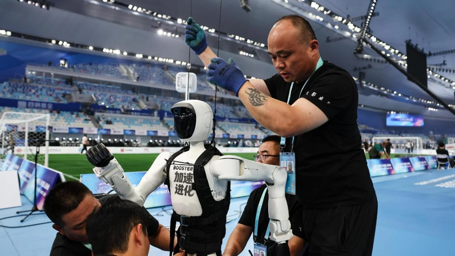 Lightning: robot humanoide da Honor corre 100 metros em 9,32s e supera o recorde de Usain Bolt
