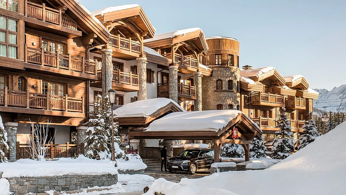 Europa: os melhores hotéis de esqui — de St. Moritz a Courchevel, onde se hospedar em 2026
