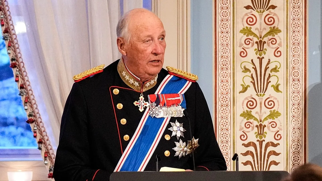 Líderes e casas reais prestam homenagem a Harald V da Noruega após sua morte