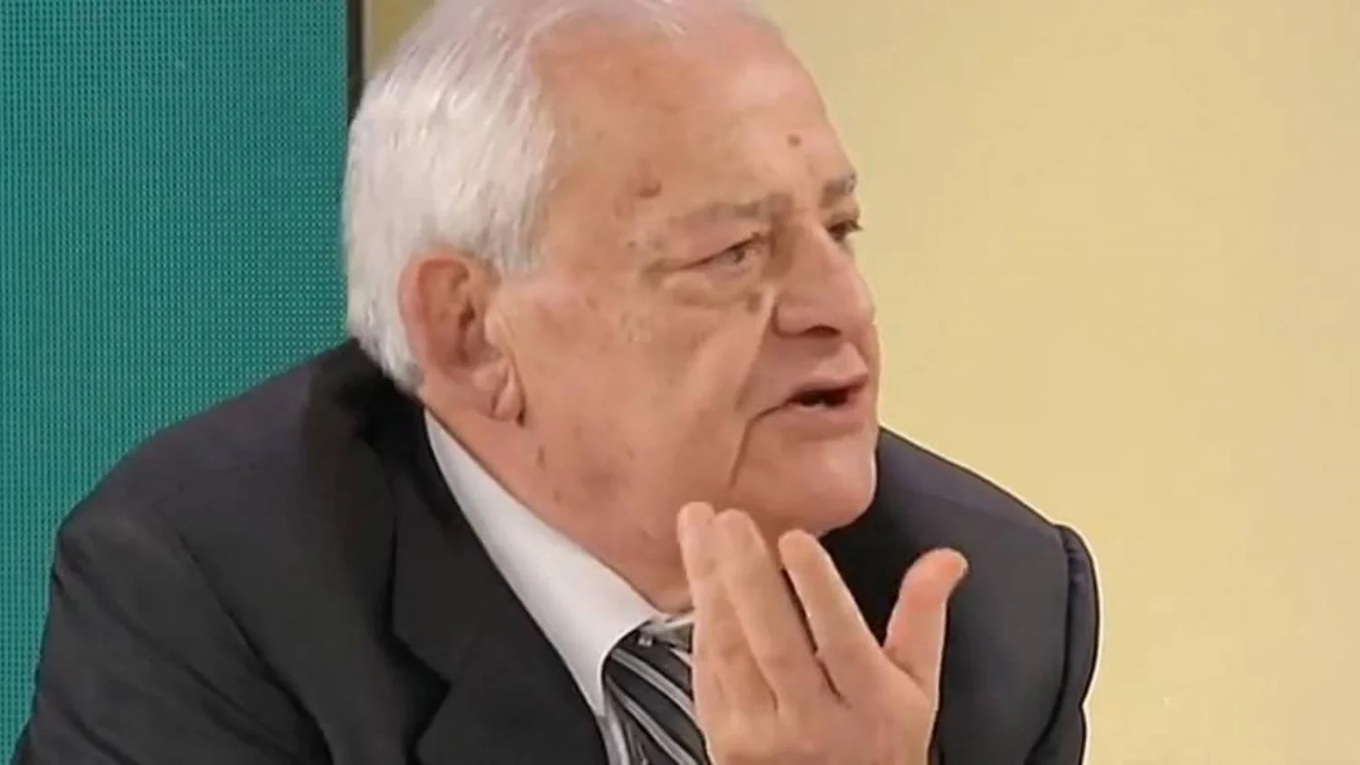 Morre Massimiliano Cencelli, criador do 'Manual Cencelli', aos 90 anos