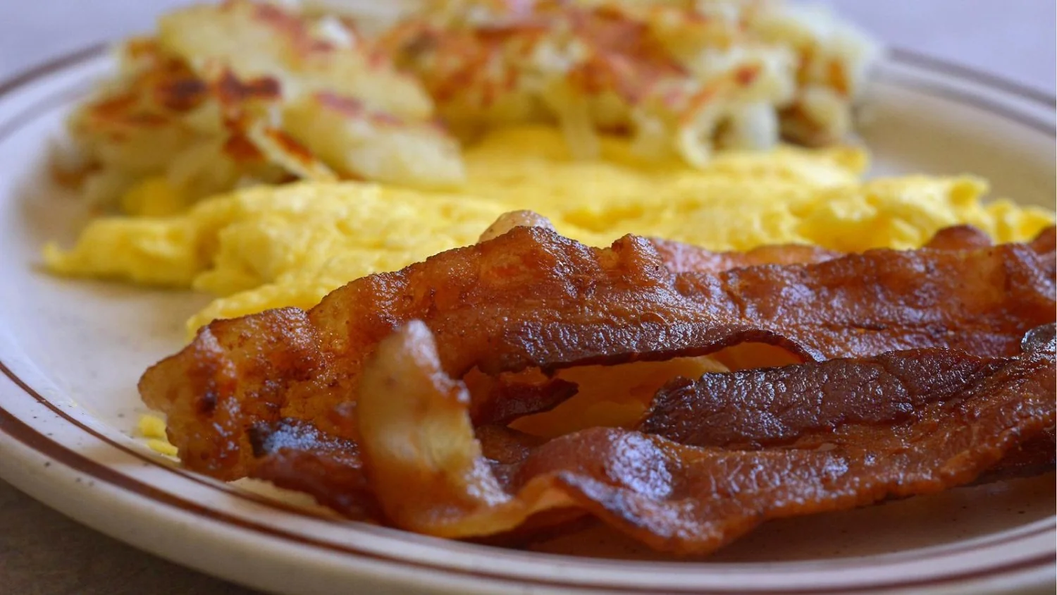 Sufocada com fatia de bacon: jovem de 28 anos morre após seis dias em agonia em Viterbo