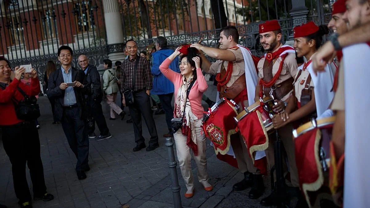 Mundial impulsiona interesse de turistas chineses pela Espanha; buscas por voos disparam