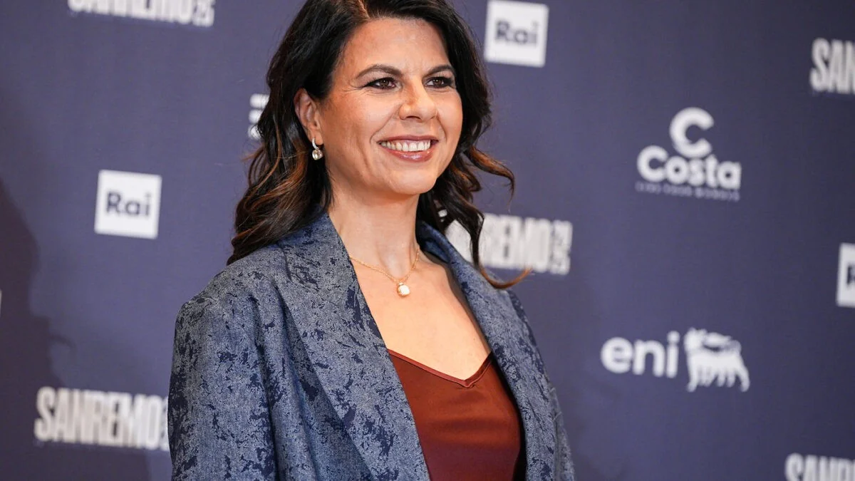 Nancy Brilli deve substituir Geppi Cucciari em 'Un giorno da pecora' na Rai Radio 1, apontam palinsestos