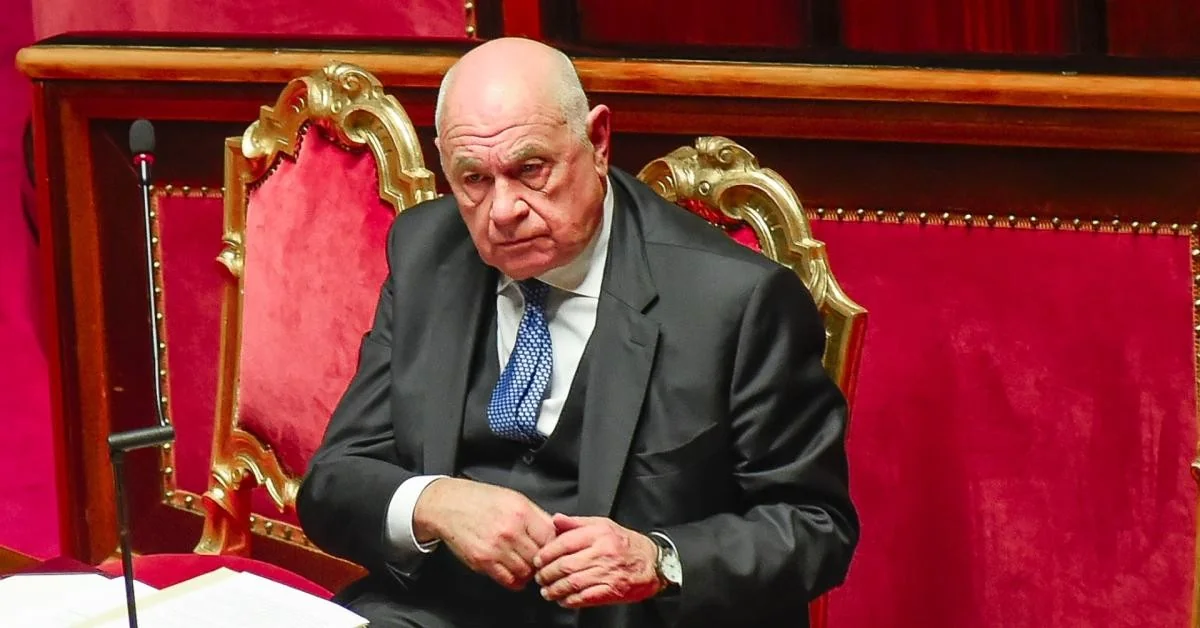 Nordio cede e envia dossiê da CPI sobre Almasri à Procuradoria; oposição exige demissão