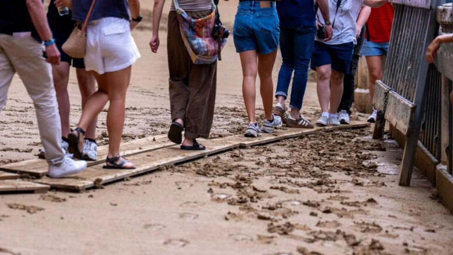 Palio di Siena adiado para 17 de agosto após chuva surpreender Piazza del Campo