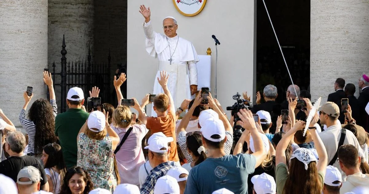 Papa Leão XIV em Assis: missa histórica na Porziuncola e apelo aos jovens contra a cultura da potência