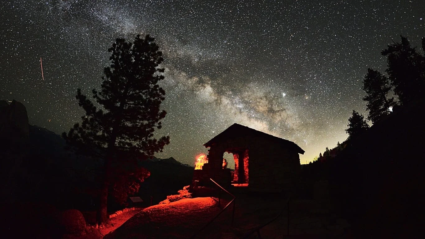 Pic du Midi no topo: França é o melhor destino do mundo para observar estrelas, diz novo índice