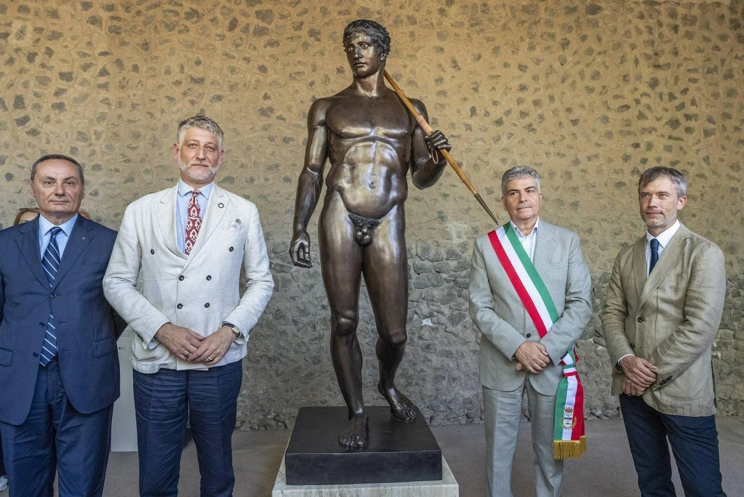 Em Pompeia renasce o Canone di Policleto: bronze, moldes históricos e a memória da arte clássica