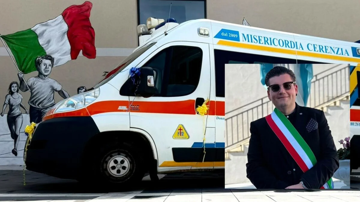 Prefeito de Cerenzia doa ambulância ao município como presente de aniversário
