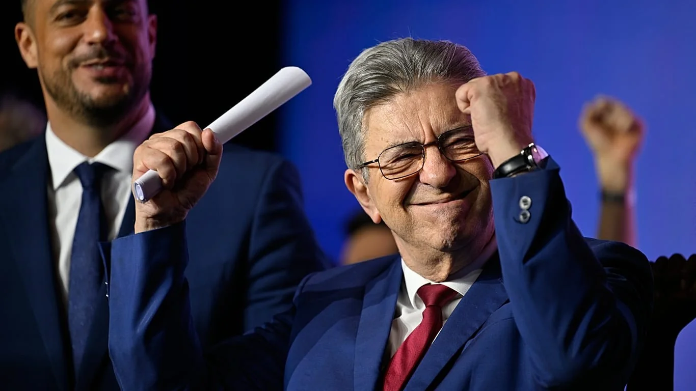Presidenciais 2027: Mélenchon recupera chances reais de segundo turno, aponta sondagem