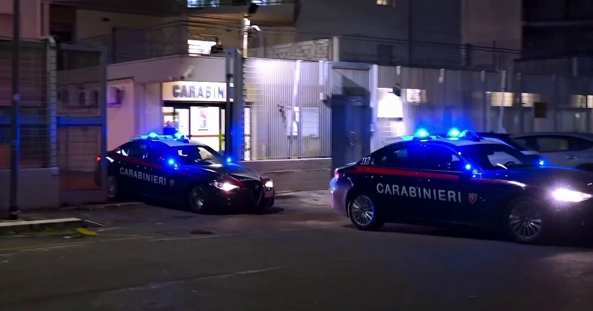 Preso em Varese após atropelar e matar homem que confundiu com rival por ciúme
