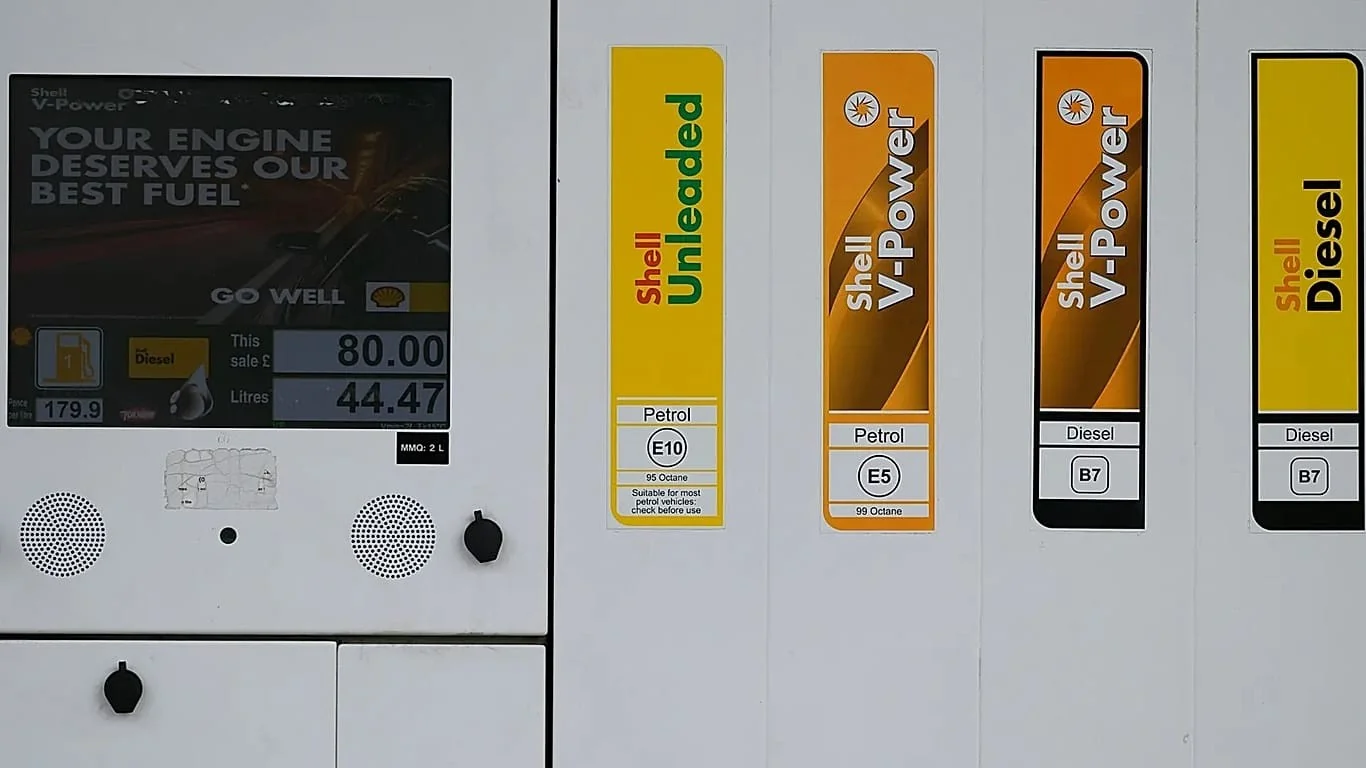 Seis países da UE pressionam por taxa sobre os extraprofitti das companhias petrolíferas