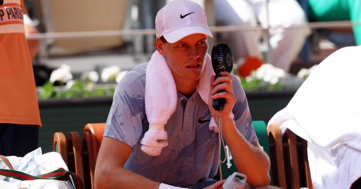 Sinner desiste de Cincinnati por problema no joelho direito e preserva foco para o US Open