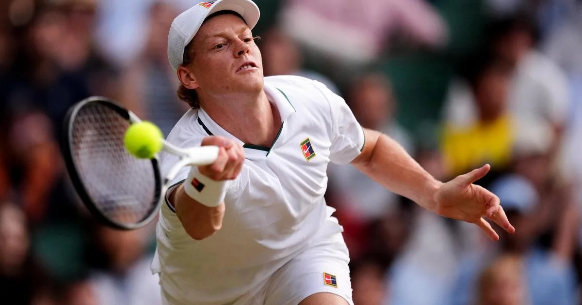 Sinner com o joelho controlado: treino intenso em Montecarlo e rumo a Cincinnati e ao US Open