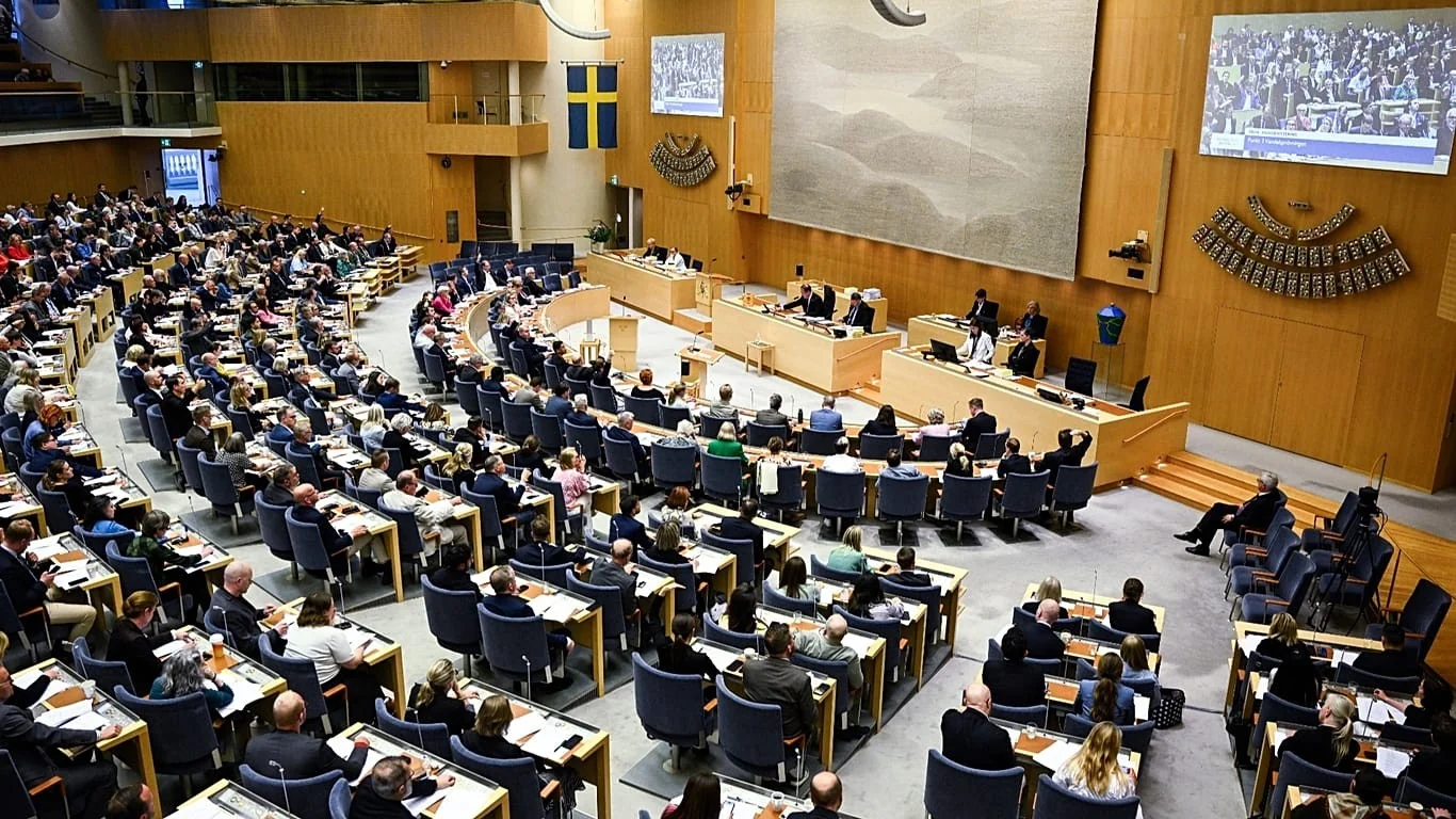 Suécia reduz idade de responsabilidade penal para 14 anos às vésperas das eleições