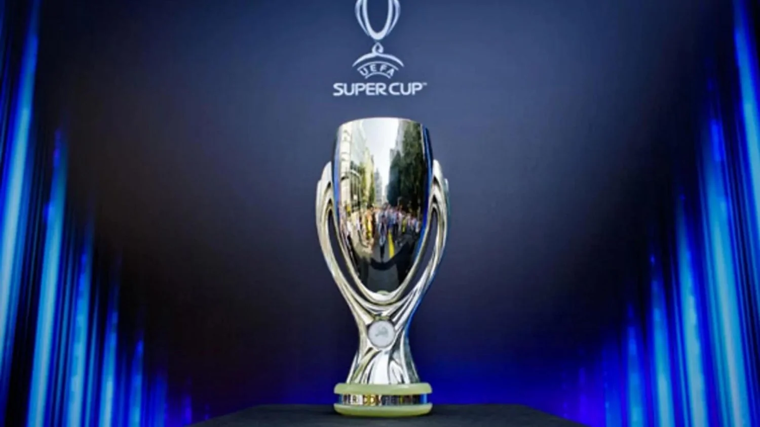 Supercopa Europeia: PSG e Aston Villa empatam 1-1 no intervalo em Salzburg