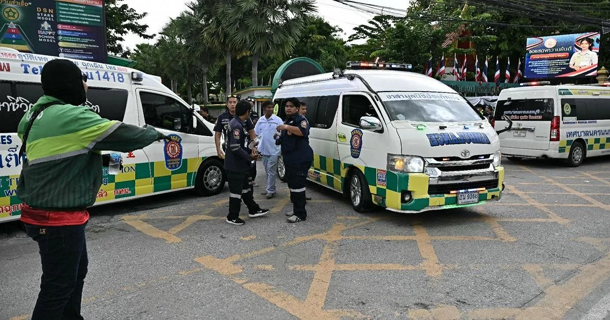 Tiroteio em escola de Bangkok: estudante mata 7, fere 15 e é encontrado morto; antes havia matado os avós