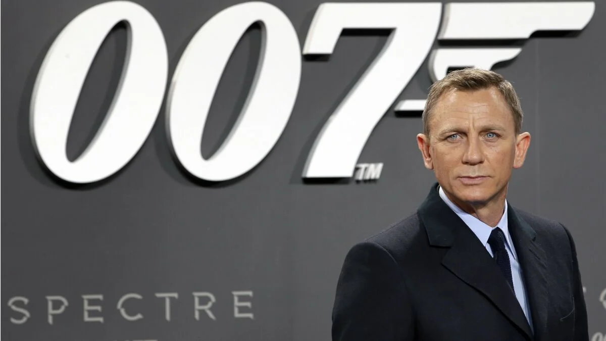 James Bond pode (e deve) ser monogâmico? Trina Parks lidera a reinvenção do 007