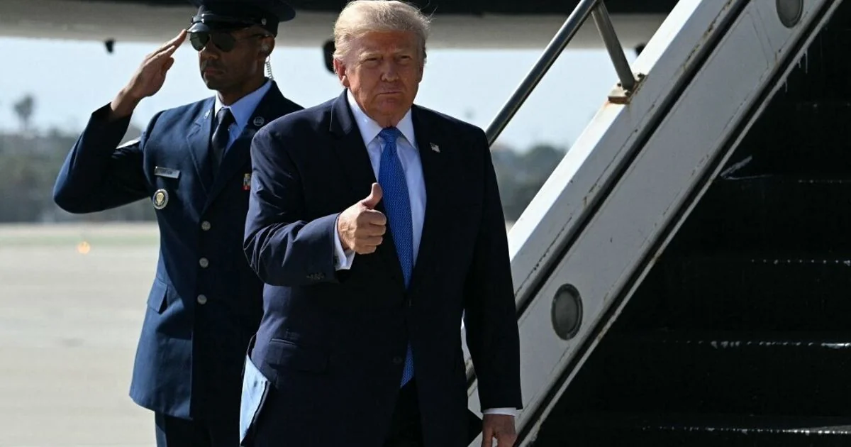 Trump prevê fim “bastante cedo” do conflito com o Irã enquanto Teerã endurece controle do Estreito de Hormuz