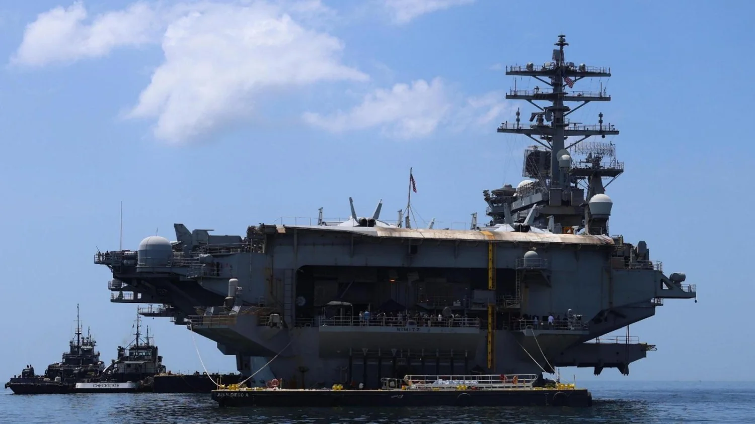 Trump determina retorno às catapultas a vapor em porta-aviões: ruptura com a era EMALS