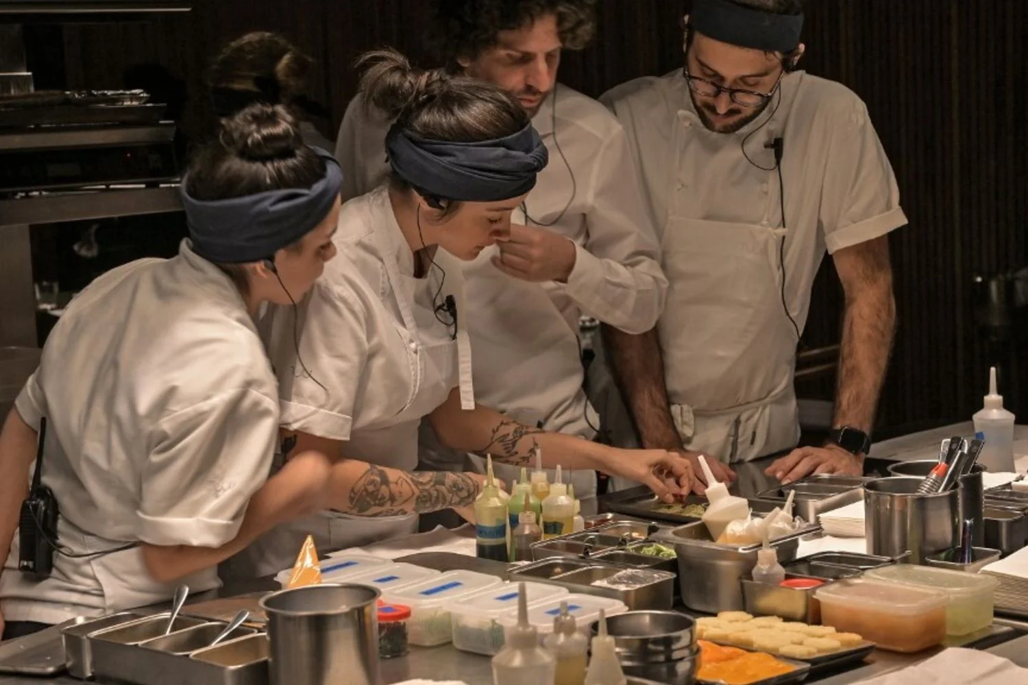 Tuju: o restaurante 3 estrelas que reinventa o menu conforme o clima em São Paulo