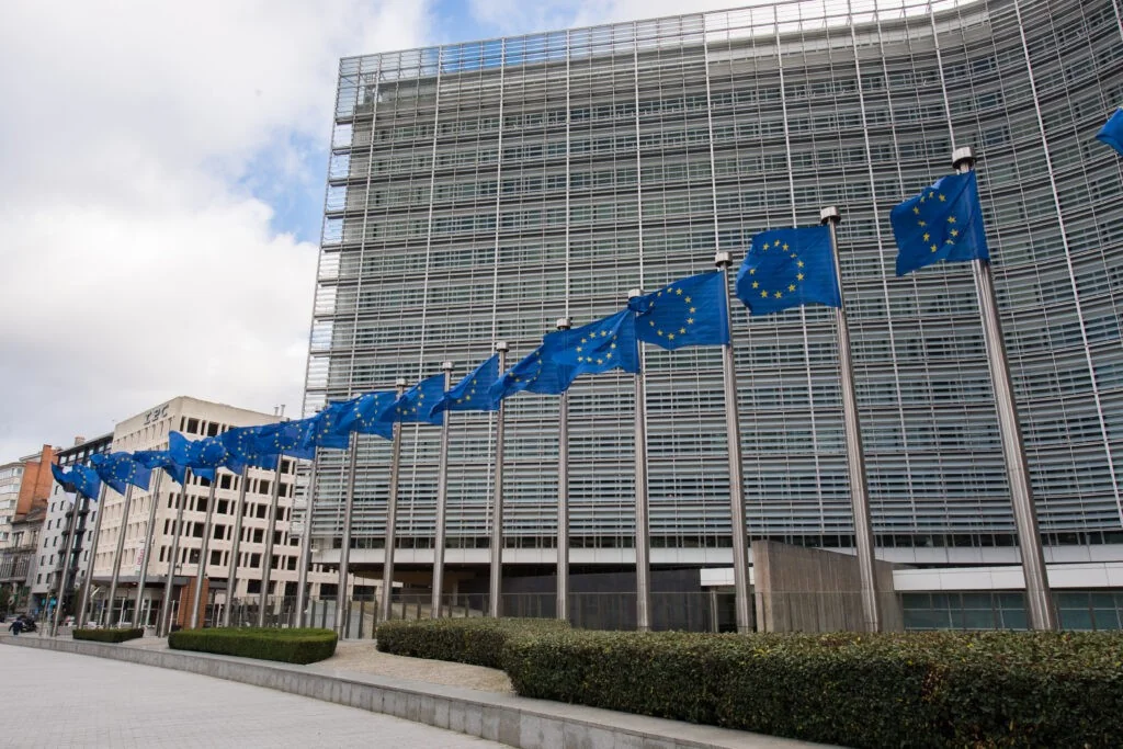 UE identifica canais russos que difundiram desinformação sobre Ceuta, diz porta-voz