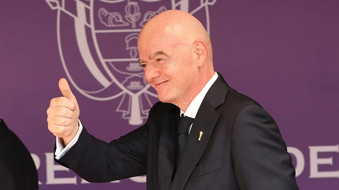 UEFA prepara denúncia penal contra Gianni Infantino por acordo com Thrive Capital