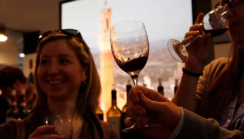 Morre Vittorio Frescobaldi, o estrategista que levou o vinho da Toscana ao mundo