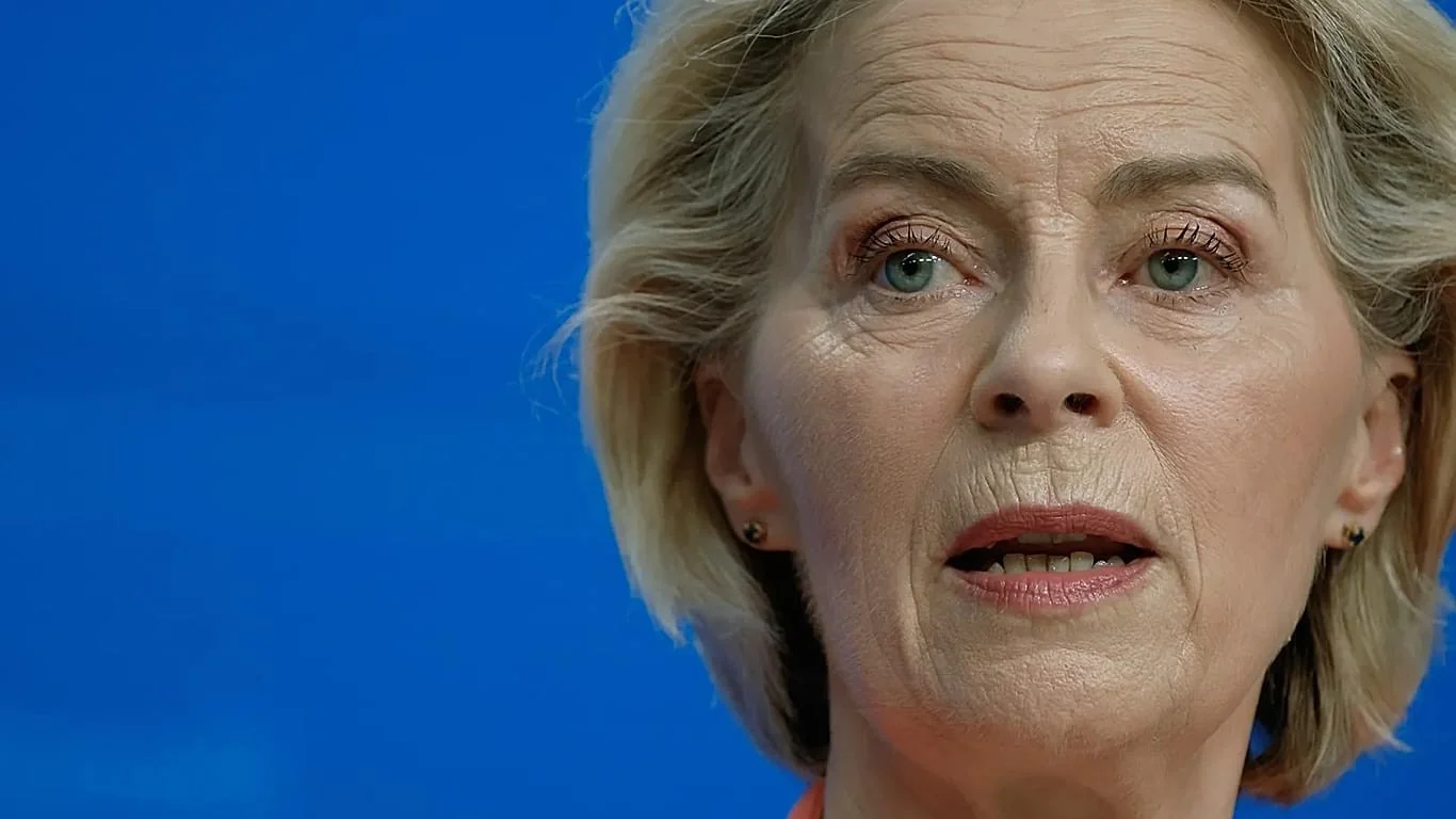Von der Leyen eleva pressão sobre a China para corrigir déficit comercial da UE