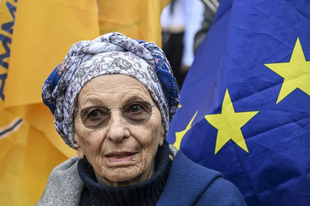 Adeus a Emma Bonino: a vida e o legado de uma arquiteta da União Europeia
