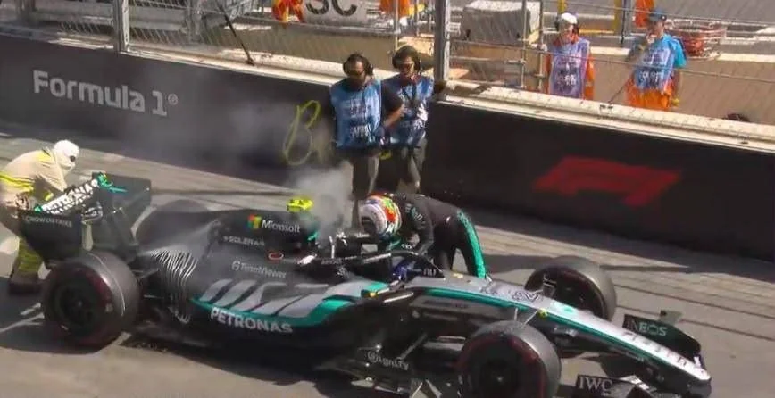 GP do Azerbaijão: Antonelli perde mais de 30 minutos nos boxes por problema hidráulico da Mercedes em Baku