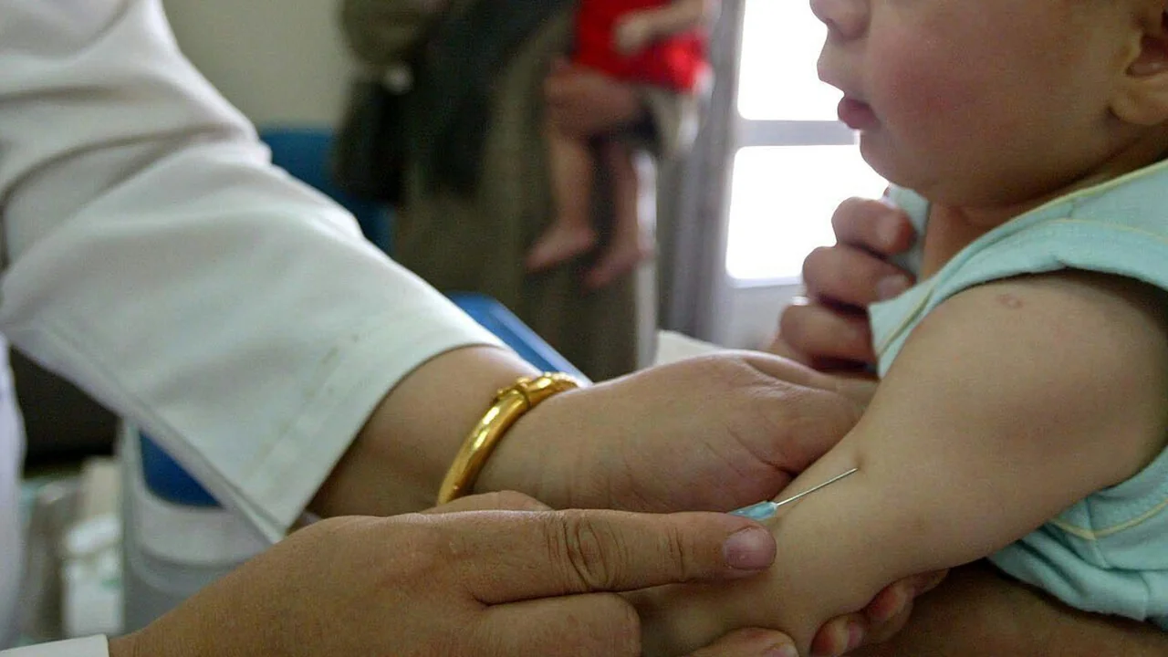 Assistentes sanitários indicam 3 caminhos para reduzir o gap de vacinação infantil na Itália